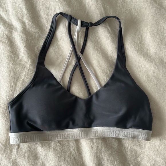 Under Armour Sports Bra - Picture 1 of 2